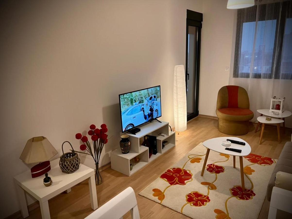 Flower And Love Flat Next To Centar Of Podgorica Exterior foto